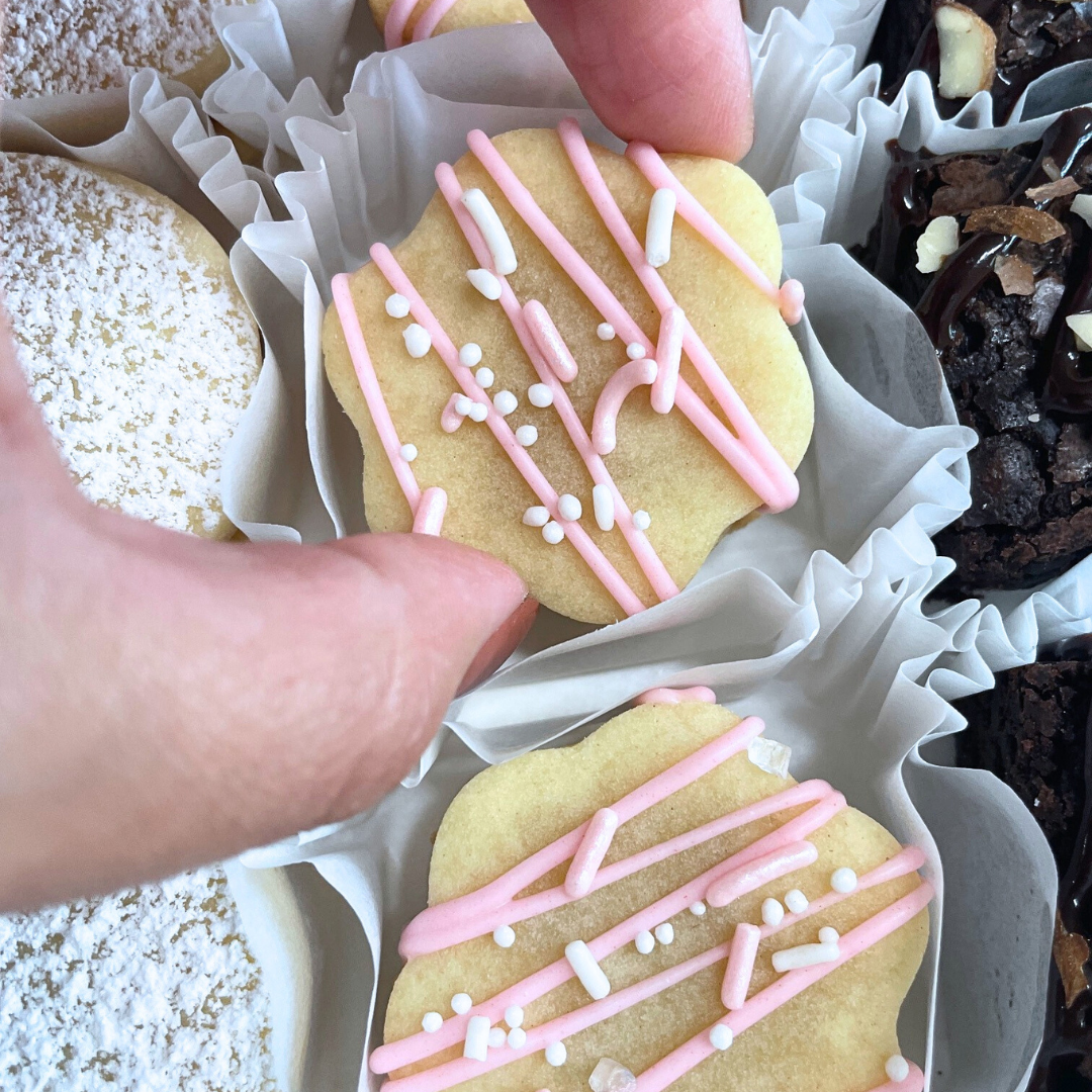 Mothers day dessert box