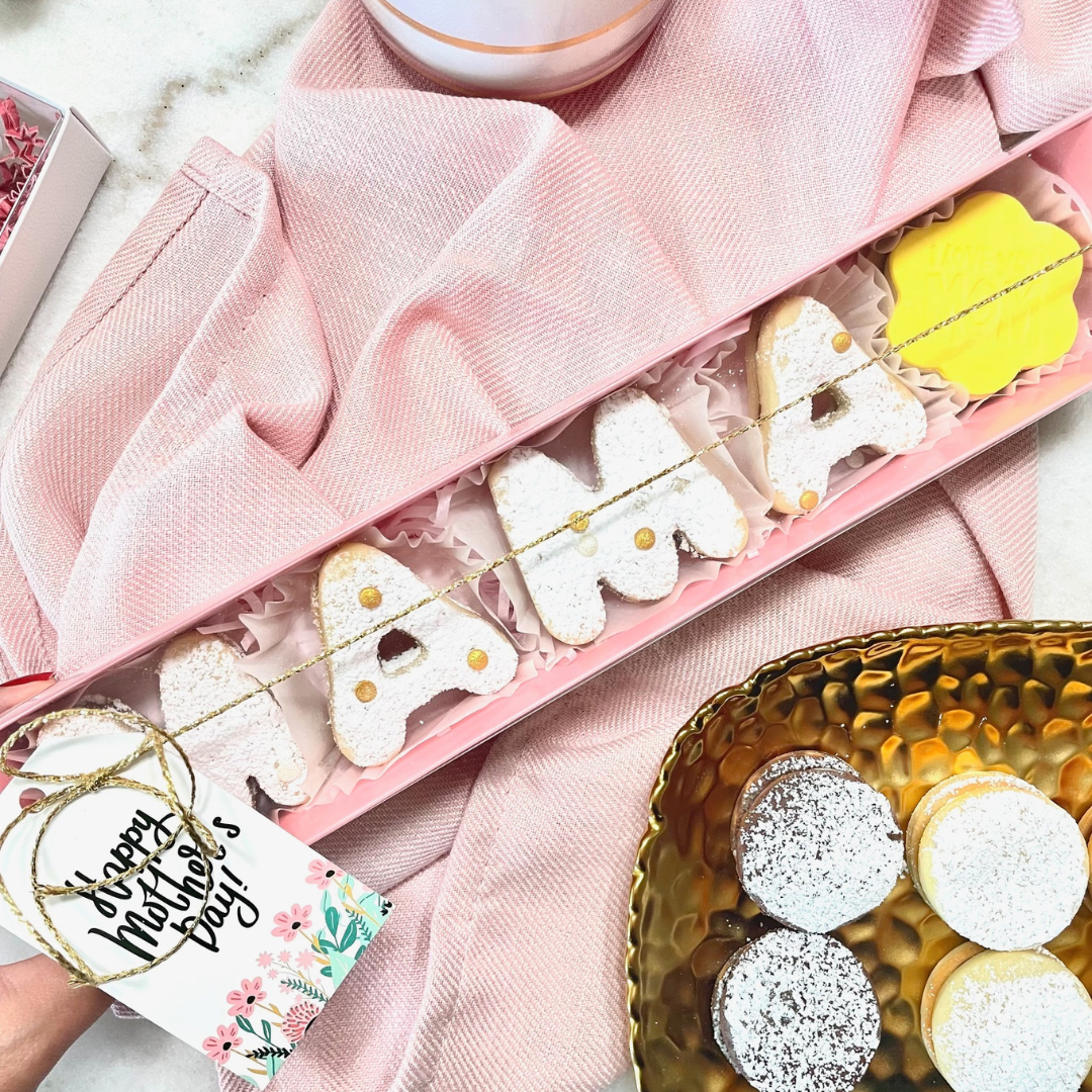 Mama letters box