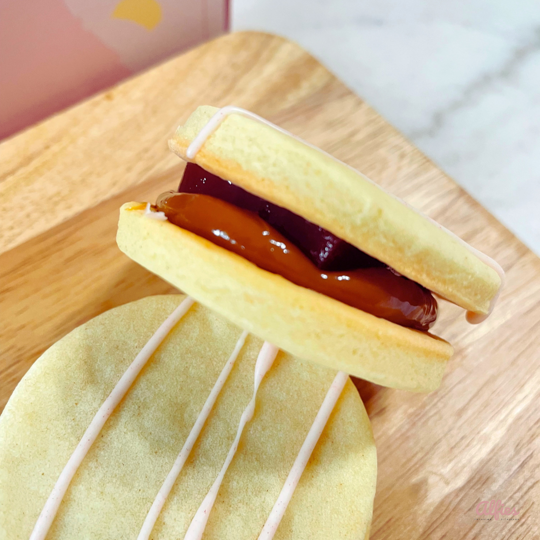Mini Guava Alfajores (Local delivery only)
